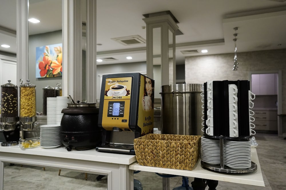 Enerji Hotel 23/46