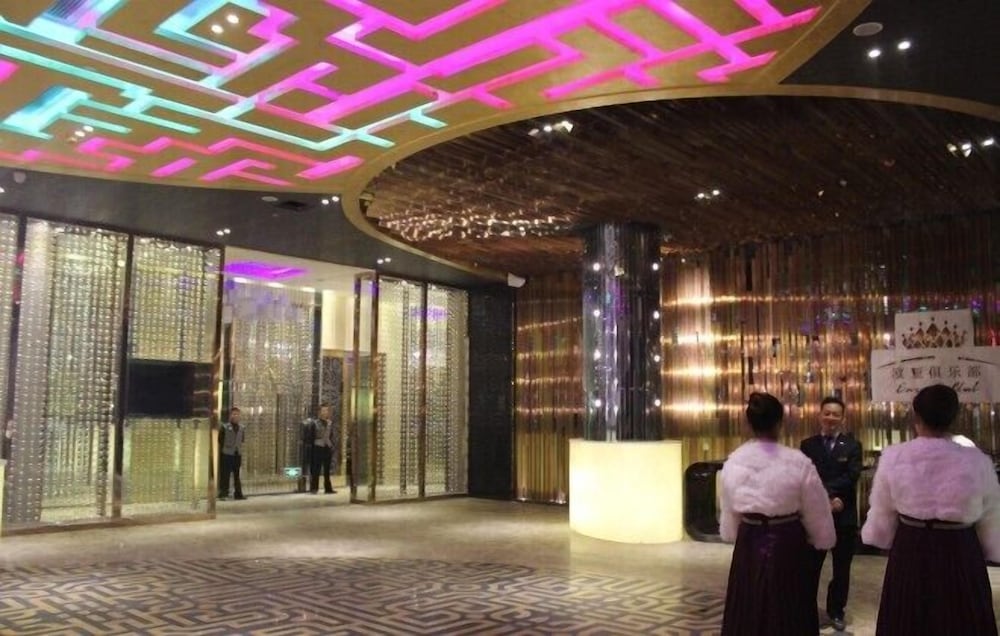 Eurasia Convention International Hotel 9/50