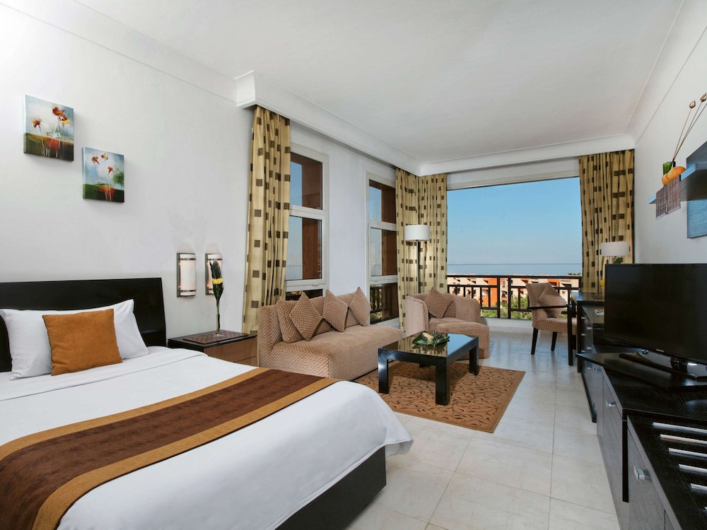 Movenpick Resort El Sokhna 20/77