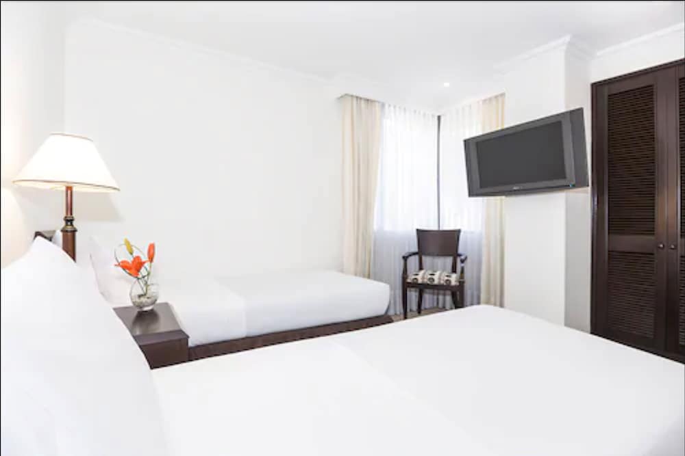 Hotel 101 Park House 10/88