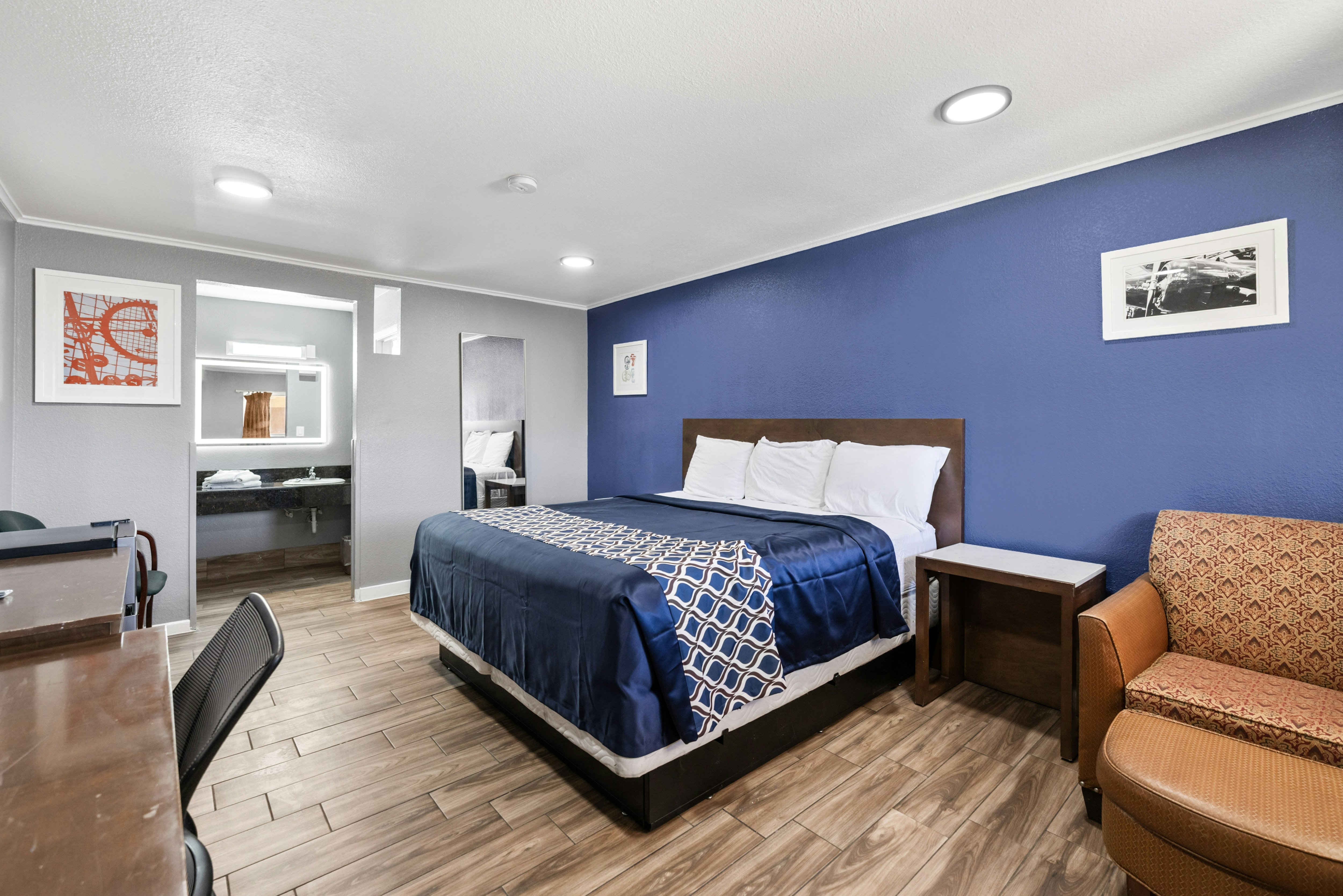 Western Inn by Capital O Cleburne TX 15/60