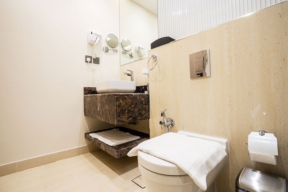 فندق زياره(Visit Hotel) 24/24