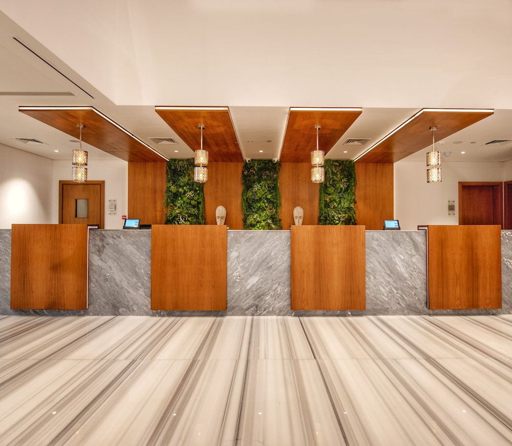 Canal Central Hotel Business Bay 6/46