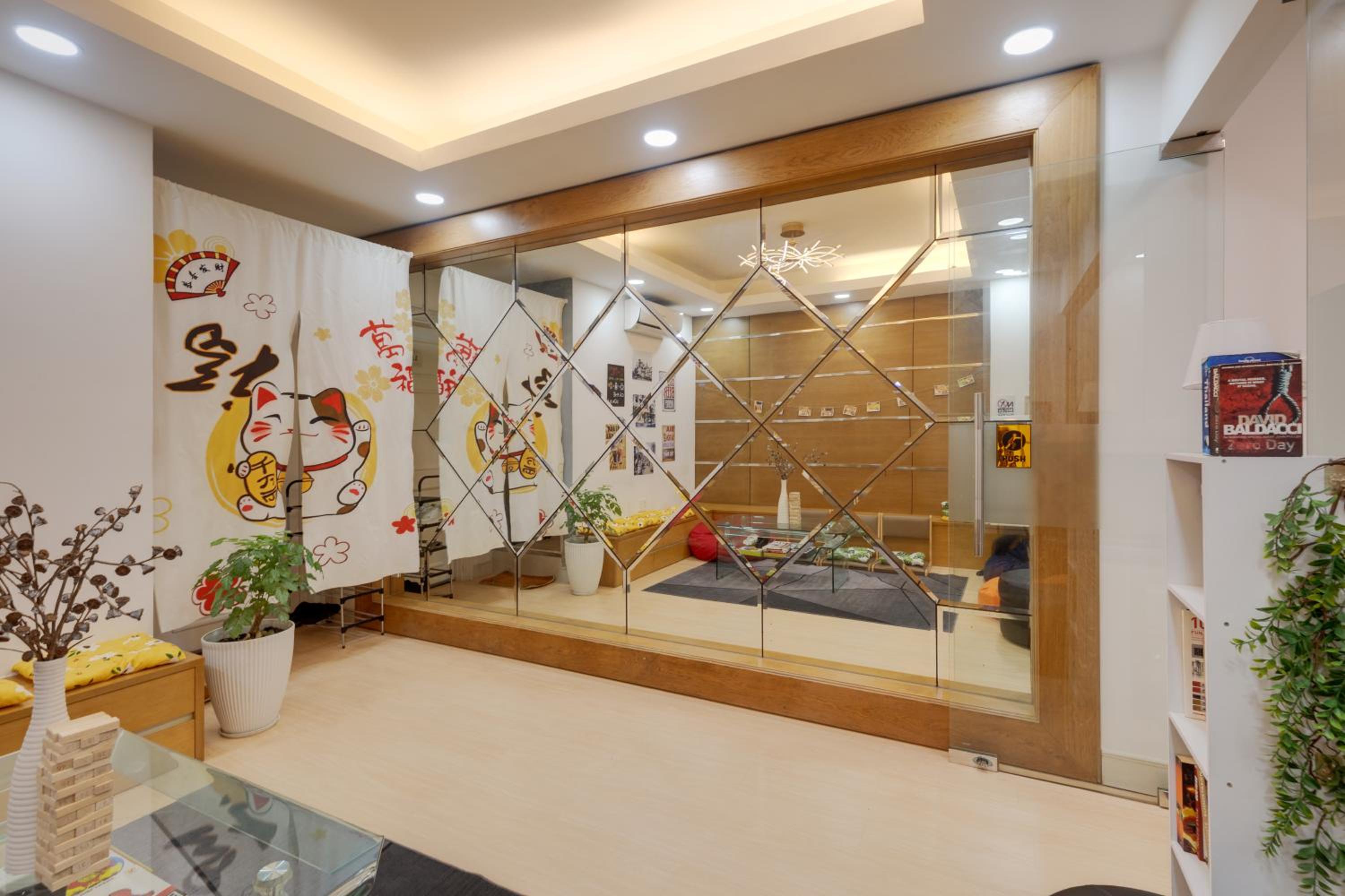 Saigon Authentic Hostel - City Walk, Cooking Class, Food Tour, Breakfast, Gym, Rooftop 5/35