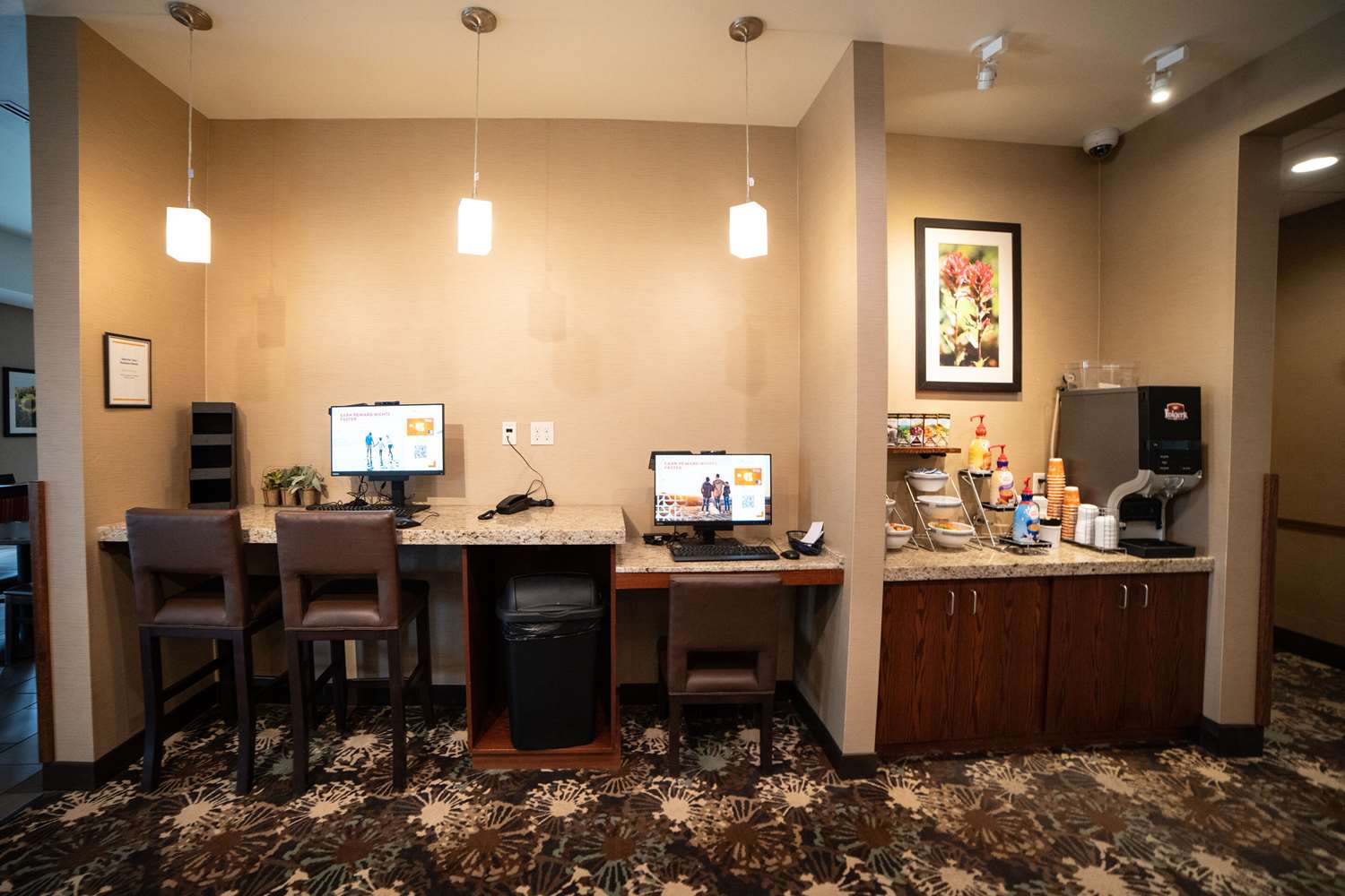 Comfort Suites Brookings near University 44/51