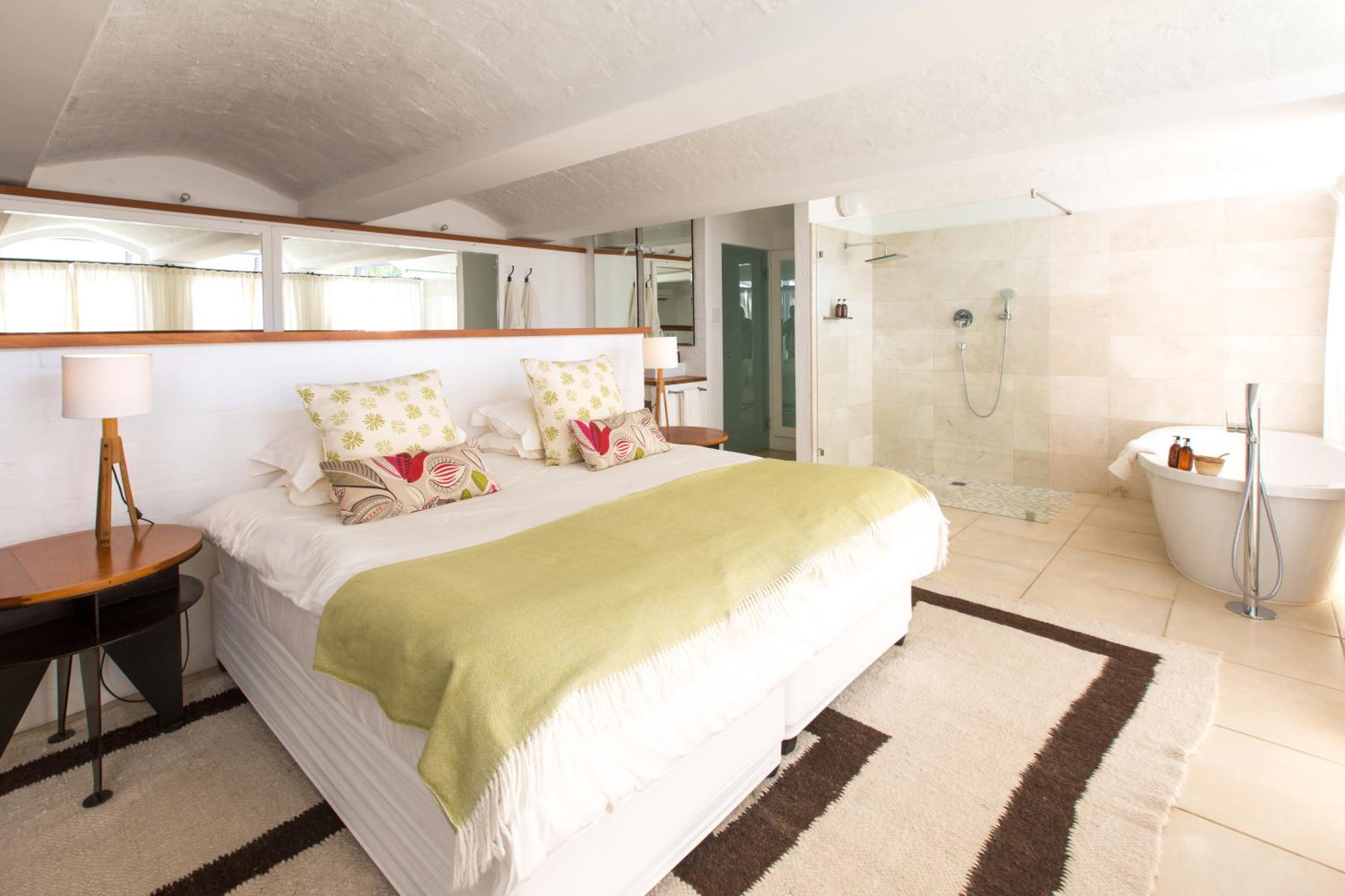 South Hill Guesthouse 4/23