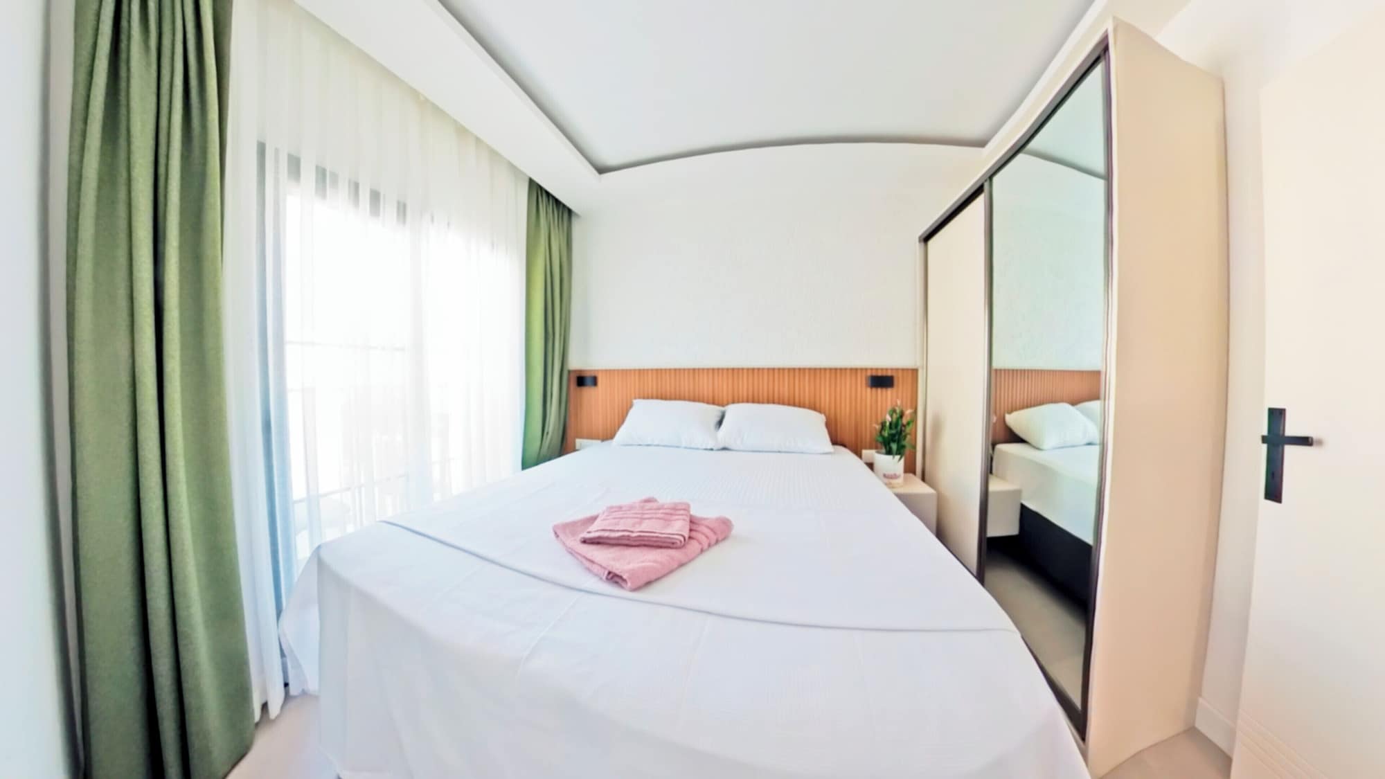 1 BEDROOM, COMFORT, SUITE