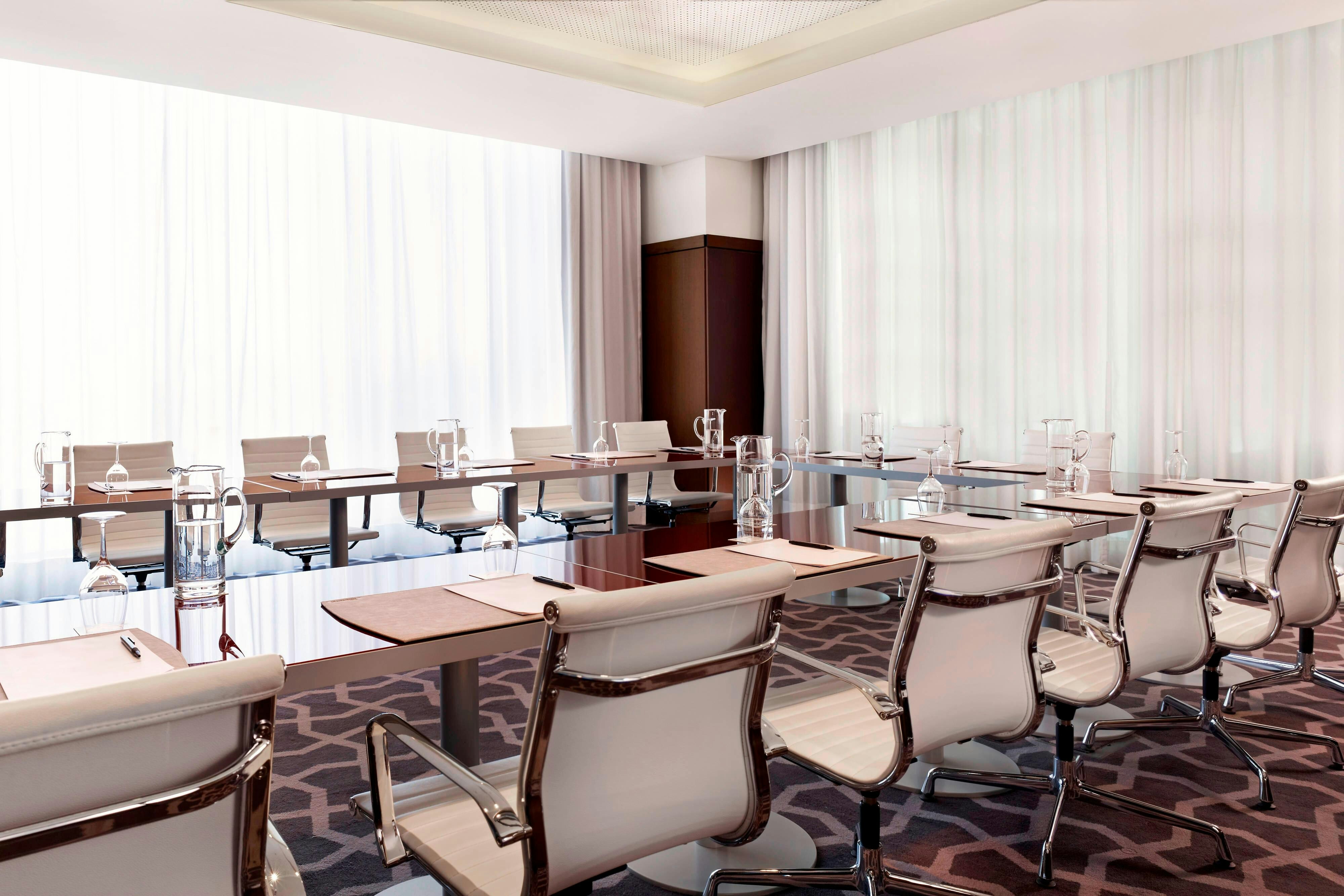 Le Meridien Oran Hotel Convention Centre 65/72