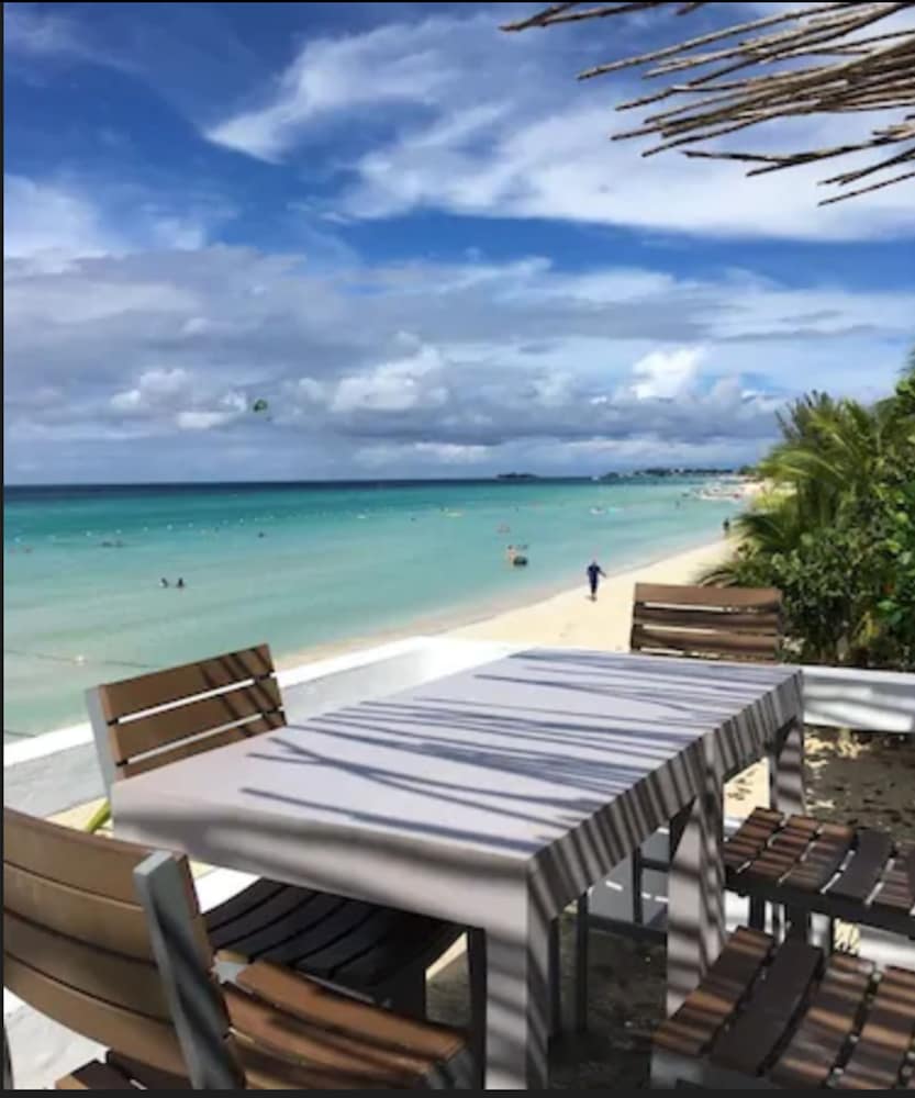 White Sands Negril 46/54