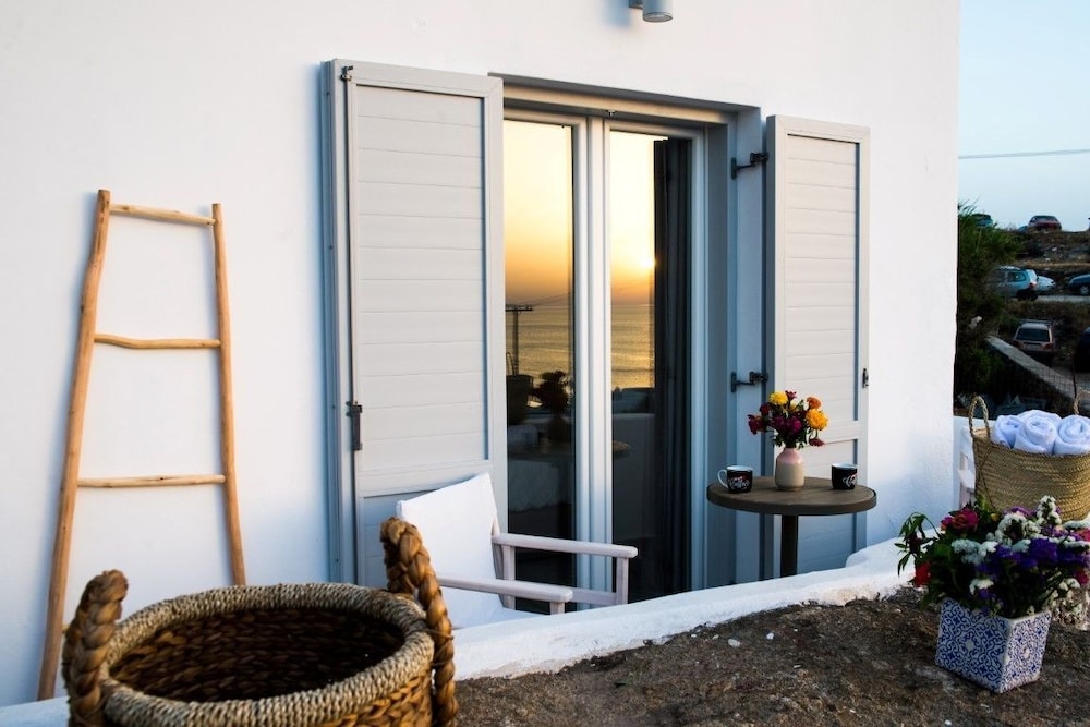 Dimele Rooms and Studios 11/50