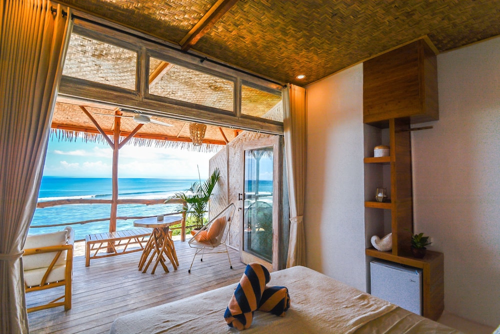 Le Cliff Bali 27/79