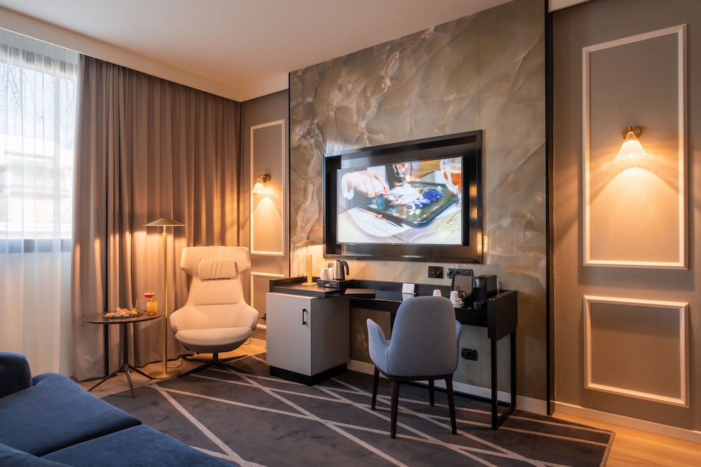 Savhotel Aemilia Bologna 36/68