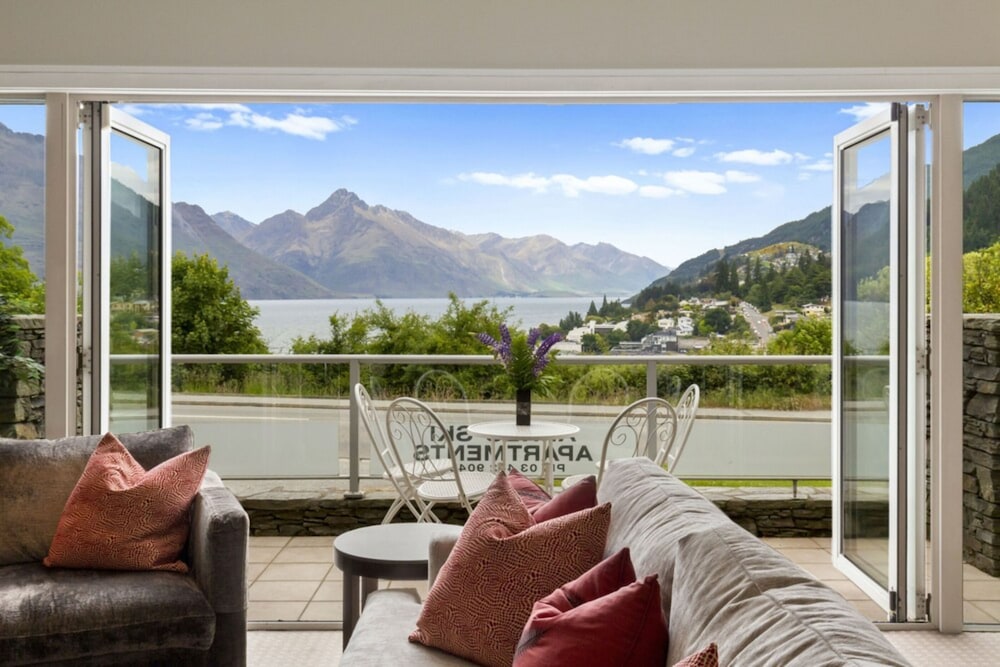 Queenstown House Boutique Bed and Breakfast and Apartments 32/50