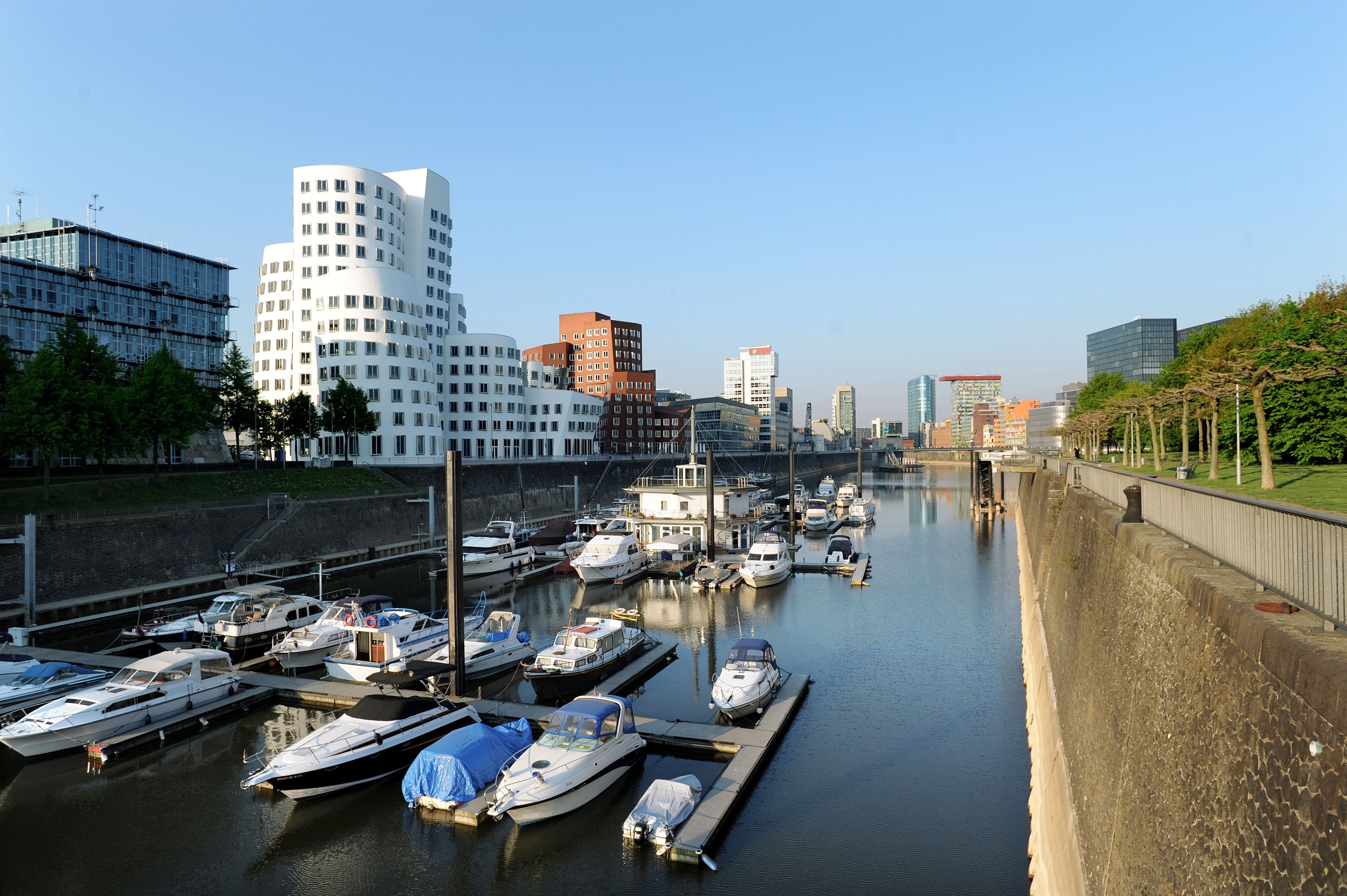 Holiday Inn Dusseldorf Neuss 41/46