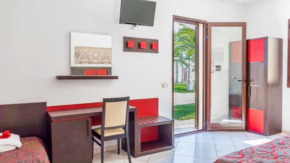 Villa Hermosa Resort 44/60