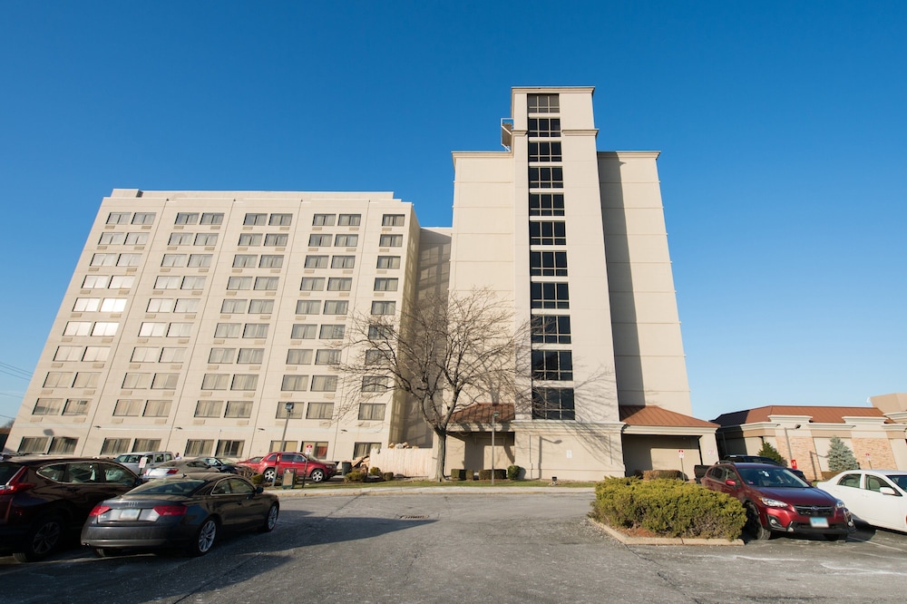 Holiday Inn Newark International Airport An Ihg Hotel 1/84