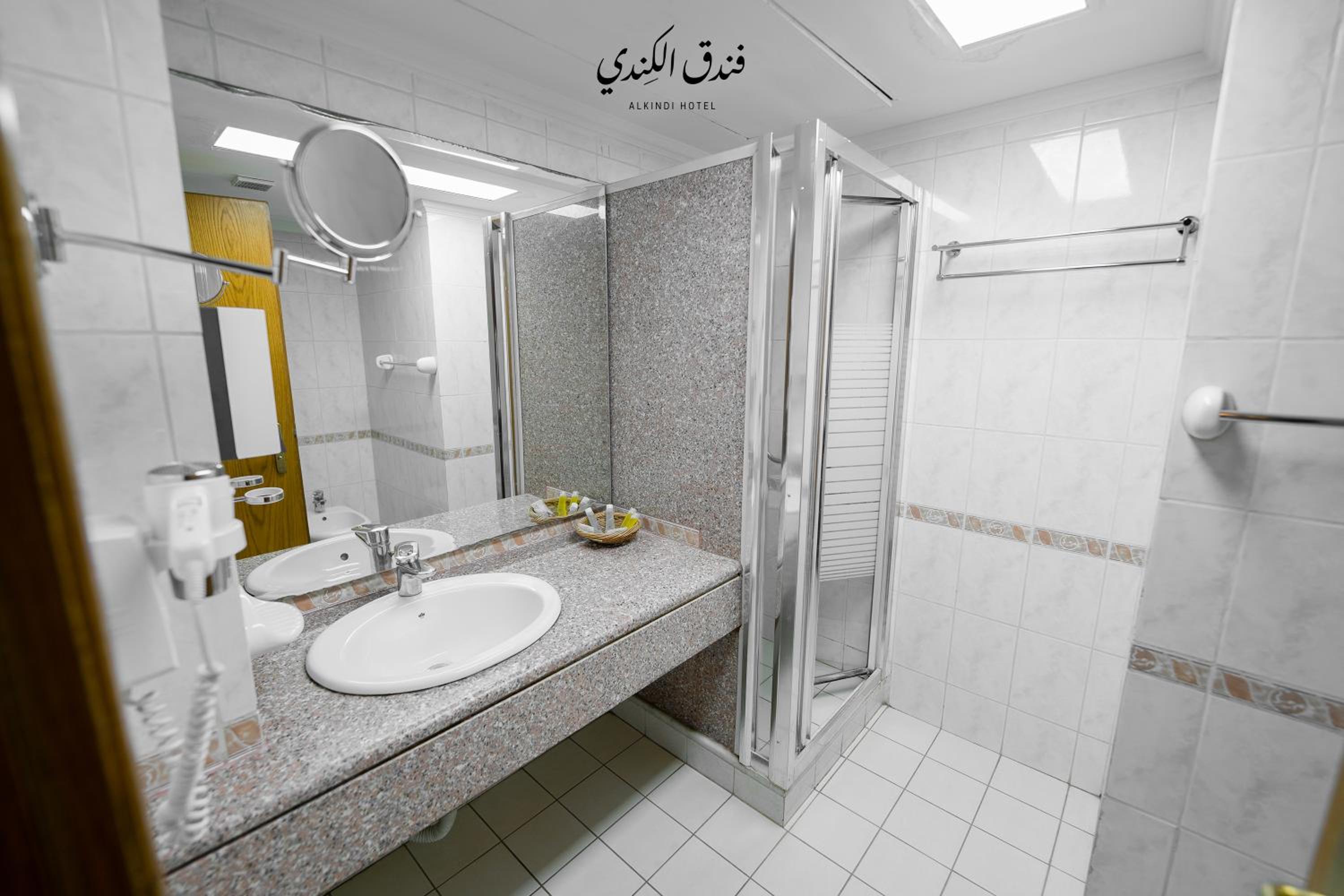 Kindi Suites Hotel 37/37