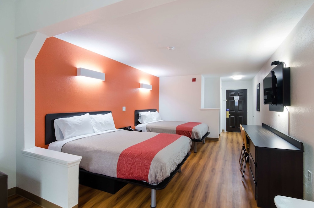 Motel6 Moss Point, MS 27/39