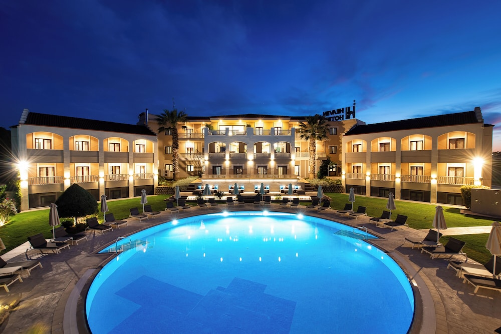 Heaven Hotel 2/54