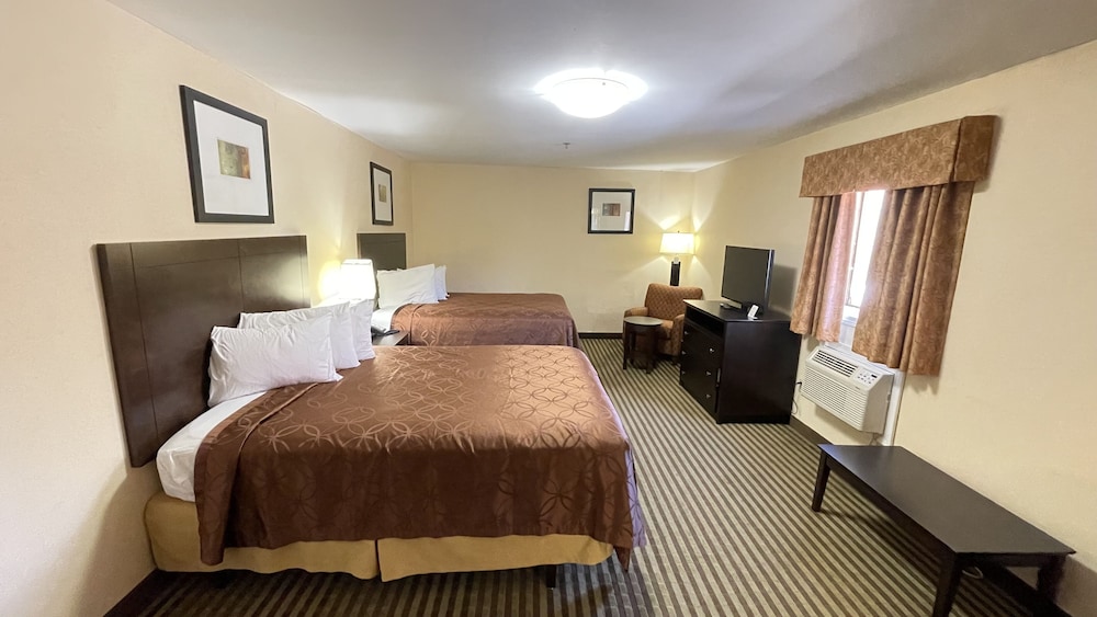 Whitney Inn & Suites 6/34