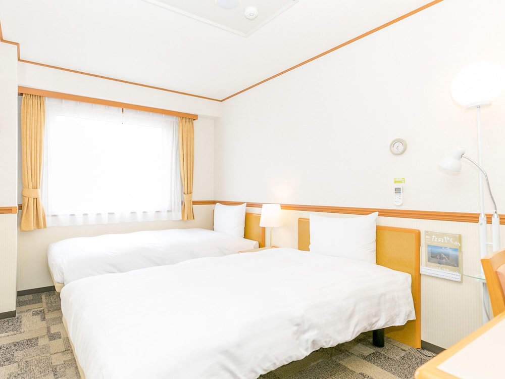 TOYOKO INN FUKUI EKIMAE 7/60