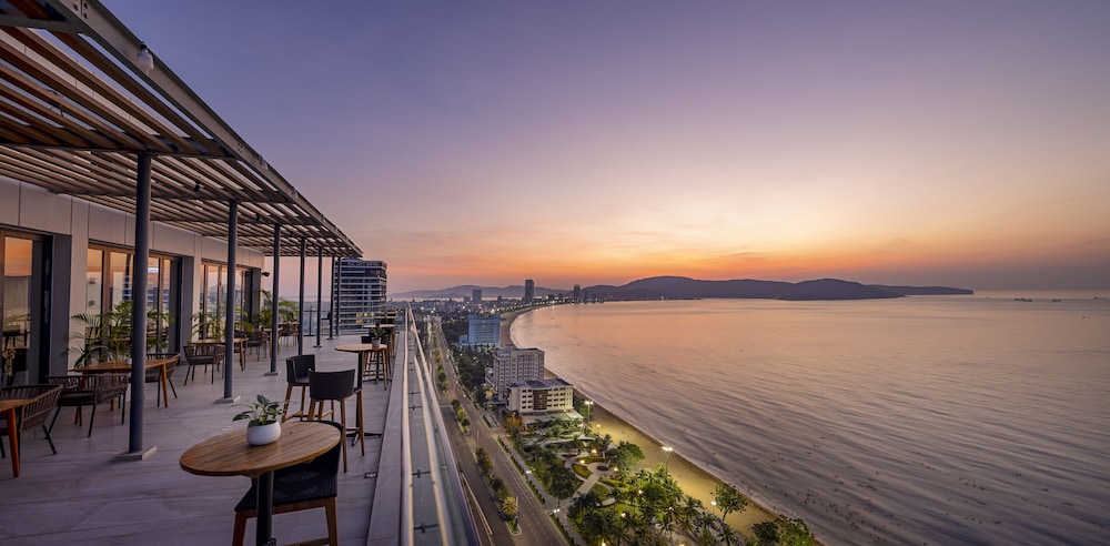 Anya Premier Beachfront Hotel Quy Nhon 41/50