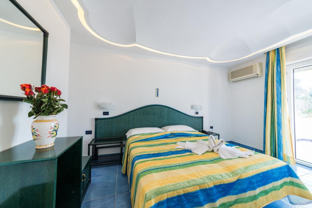 Parco Hotel La Rosa Forio D Ischia 16/60