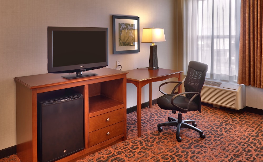 Hampton Inn & Suites Orem 40/43
