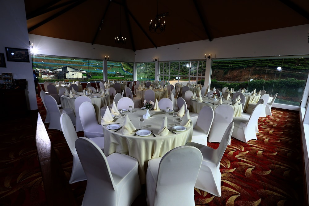 The Blackpool Hotel 37/50