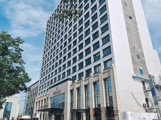 Jincheng Imperial Crown Hotel 4/35