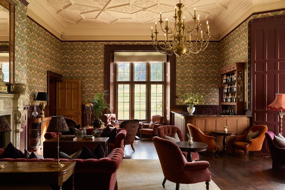 Dumbleton Hall Hotel 51/73