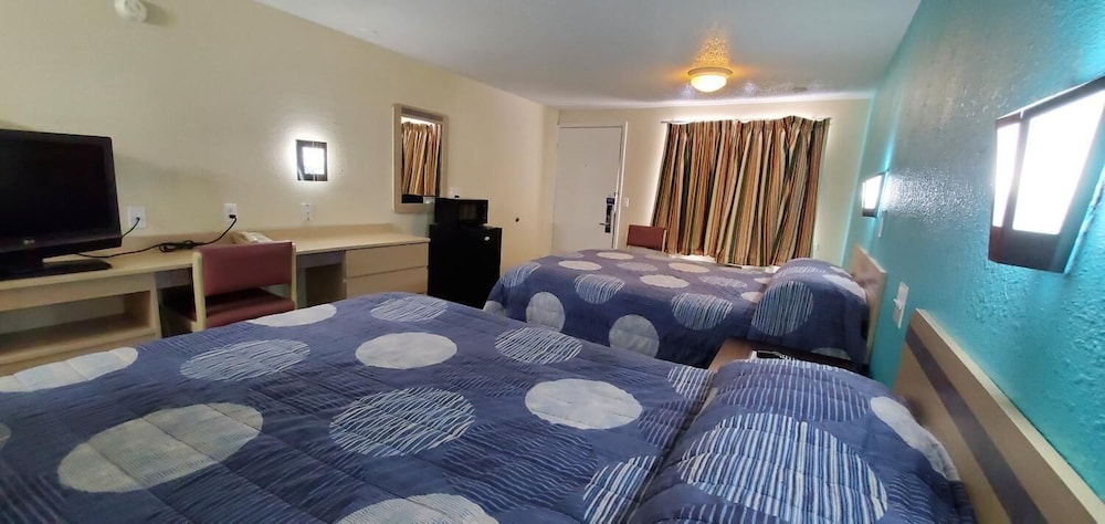 Knights Inn Florence SC 16/25