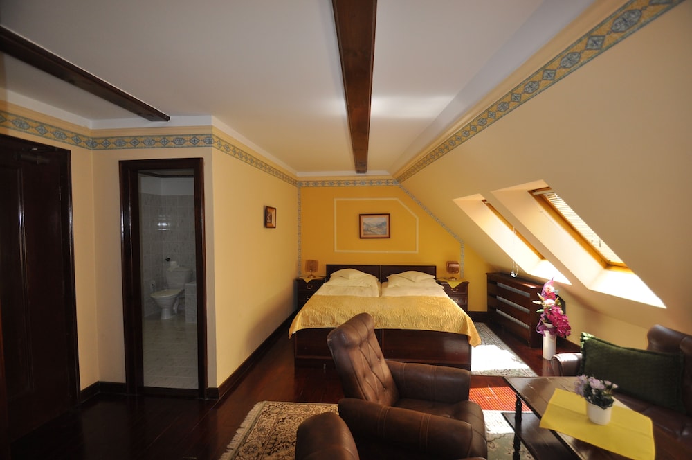 HOTEL BARBAKAN 23/38