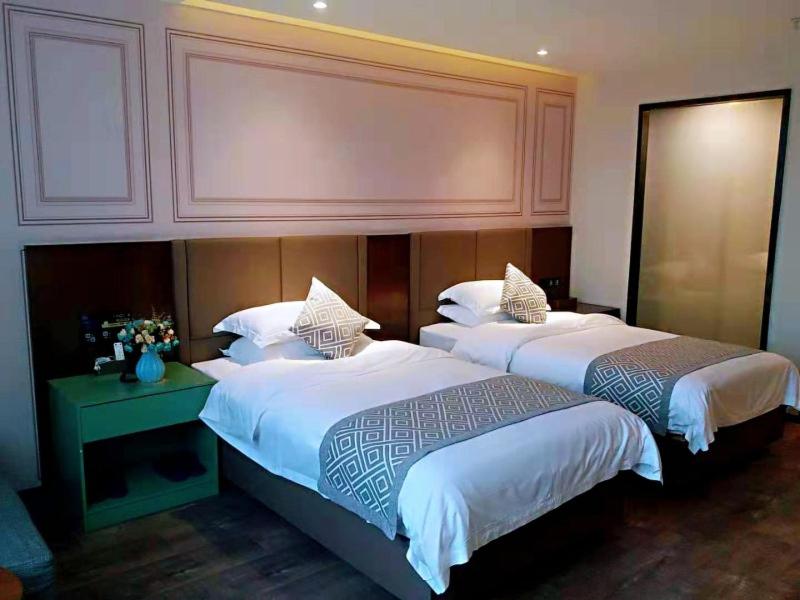 Gem Huainan Tianjia 'an District Chaoyang East Road Wanda Plaza Hotel 11/28
