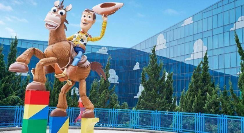 Toy Story Hotel 28/35