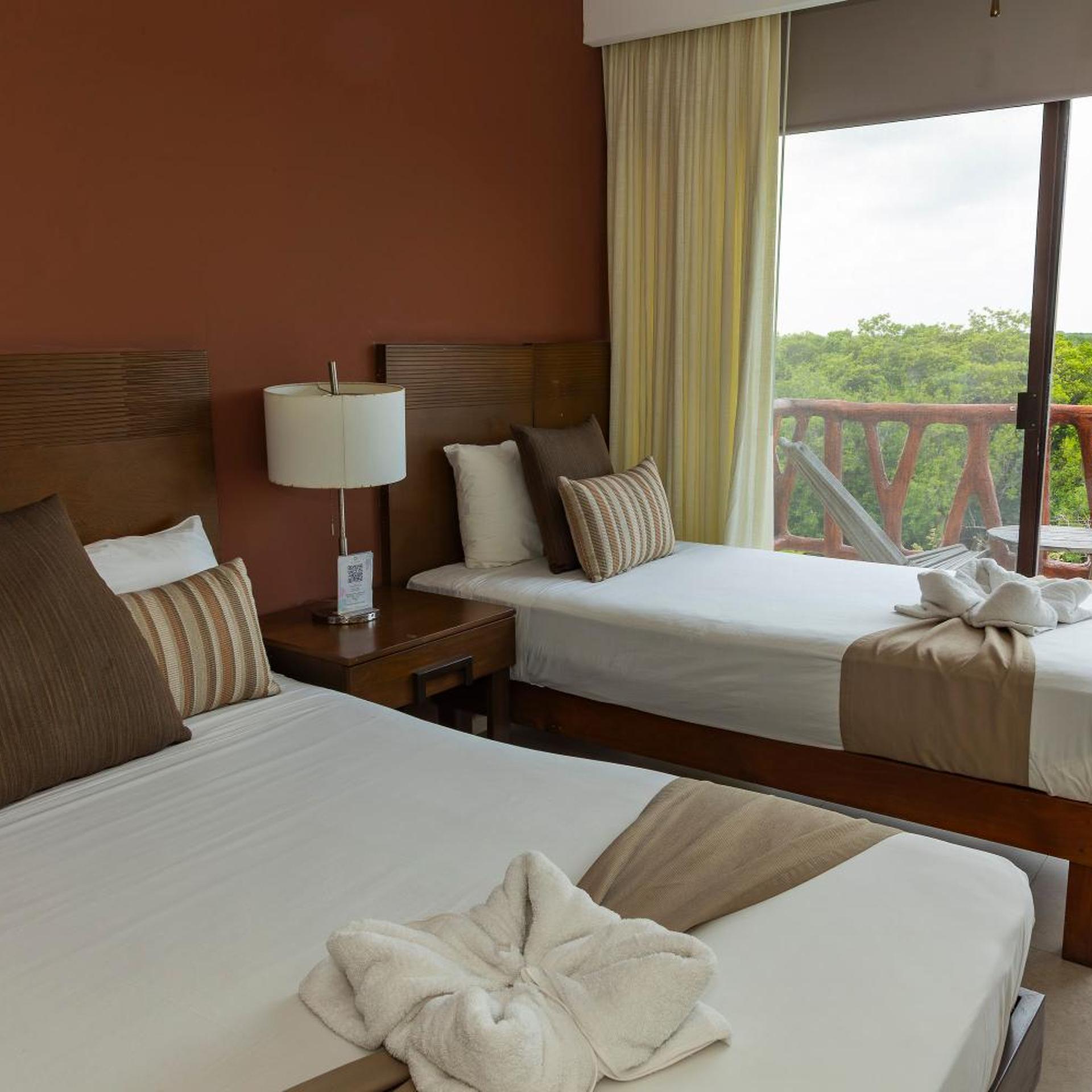 Room, Triple, 1 Queen and 1 Single Bed, Sunset View, Koox Quinto Sole Boutique Hotel 4/8