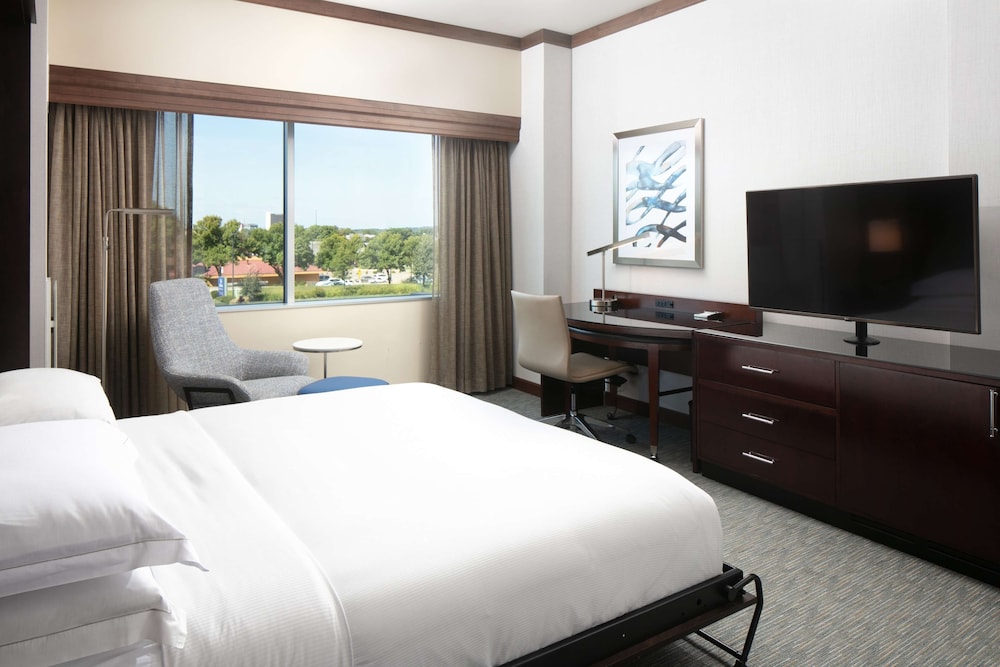 Hilton Minneapolis Bloomington 11/70