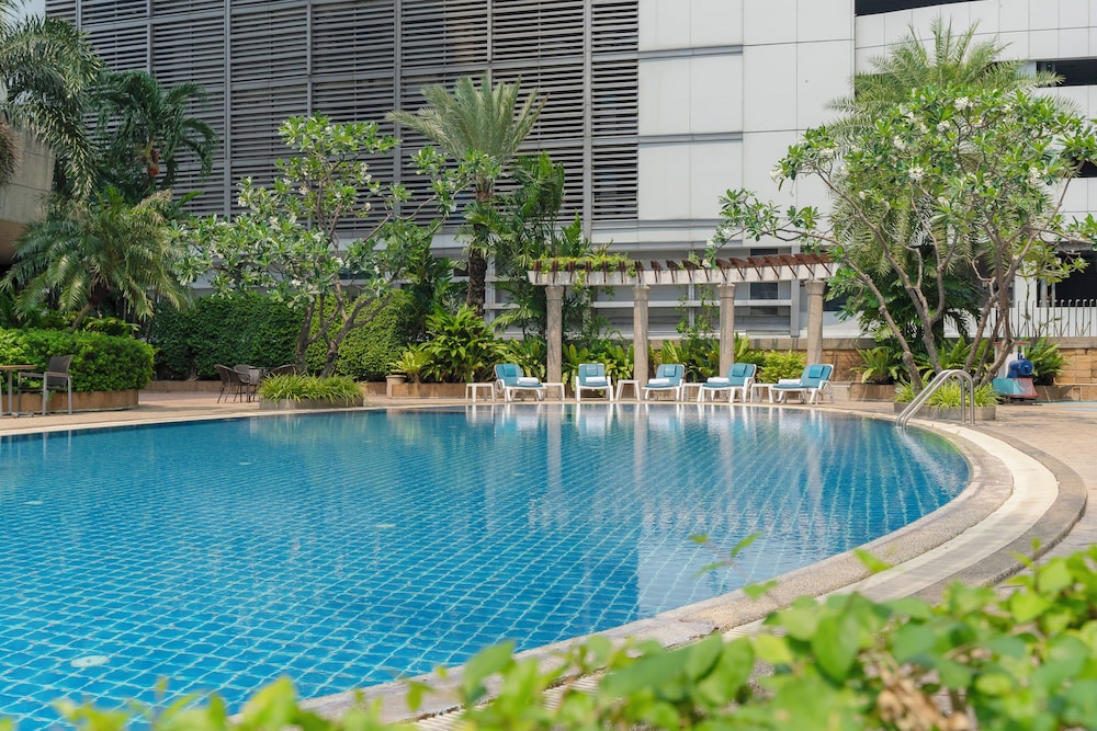 GRAND DIAMOND SUITES 67/71