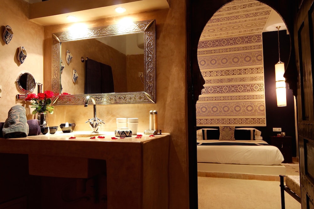 Riad Jona 62/74