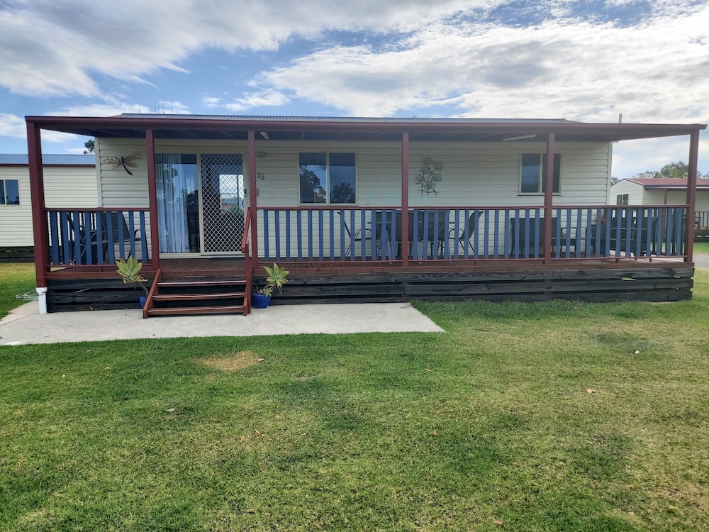 Stoney Park Holiday Park 30/34