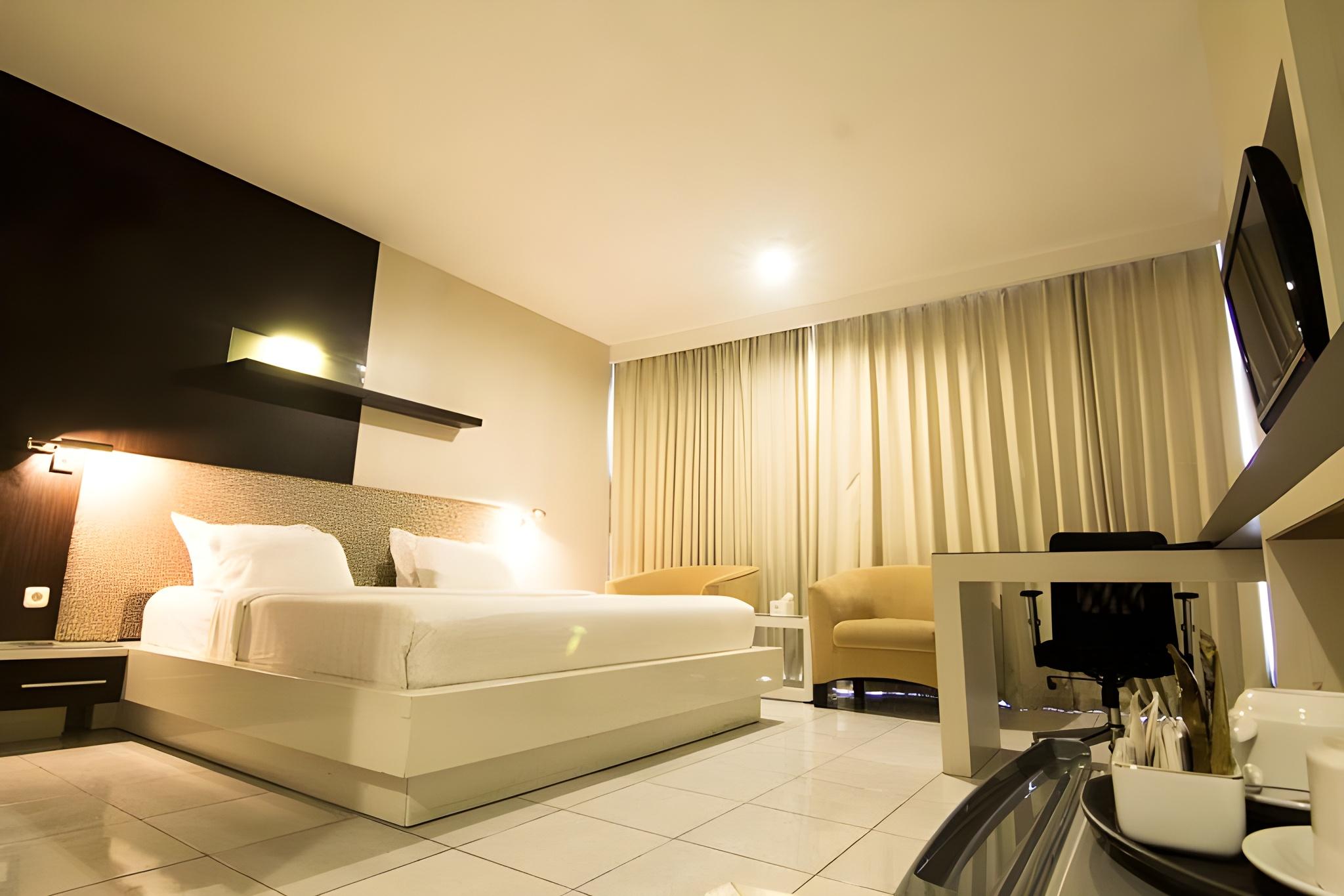 Hotel Royal Jember 10/24