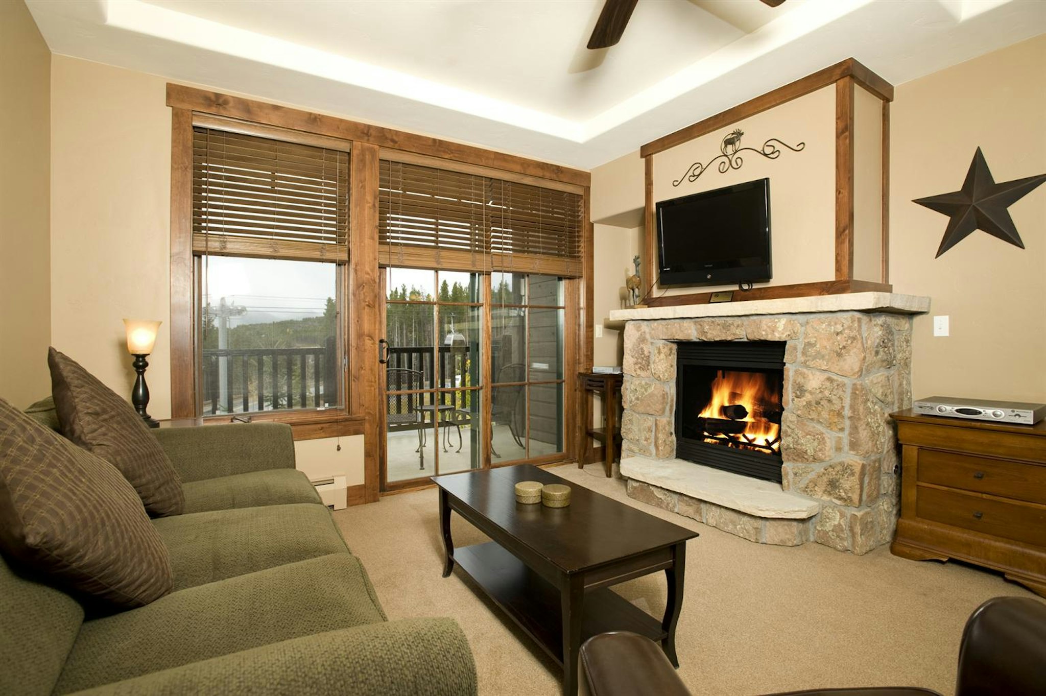 Crystal Peak Lodge 32/74