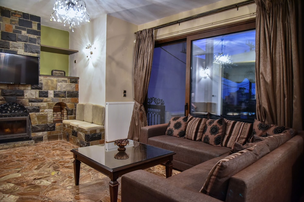 Iraklis Apartments 29/50