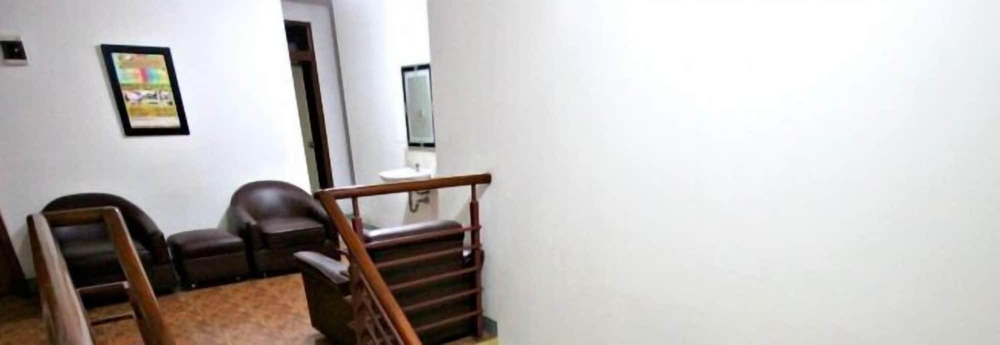 Hotel O near D'Botanica Bandung Mall 8/14