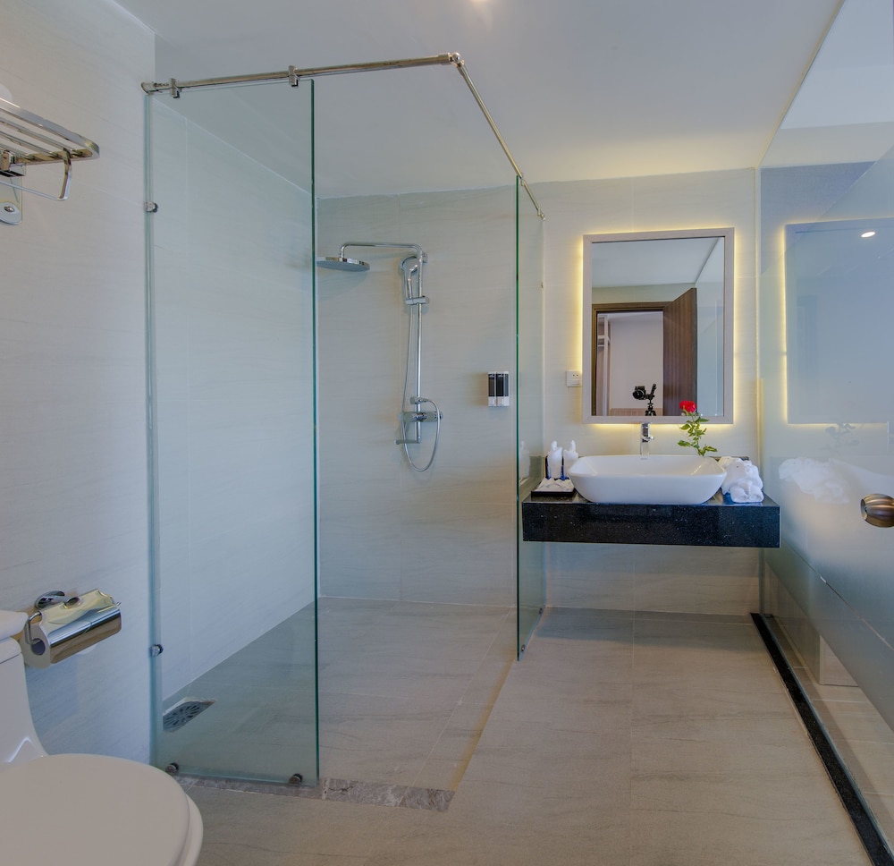Atlantic Nha Trang Hotel 48/50