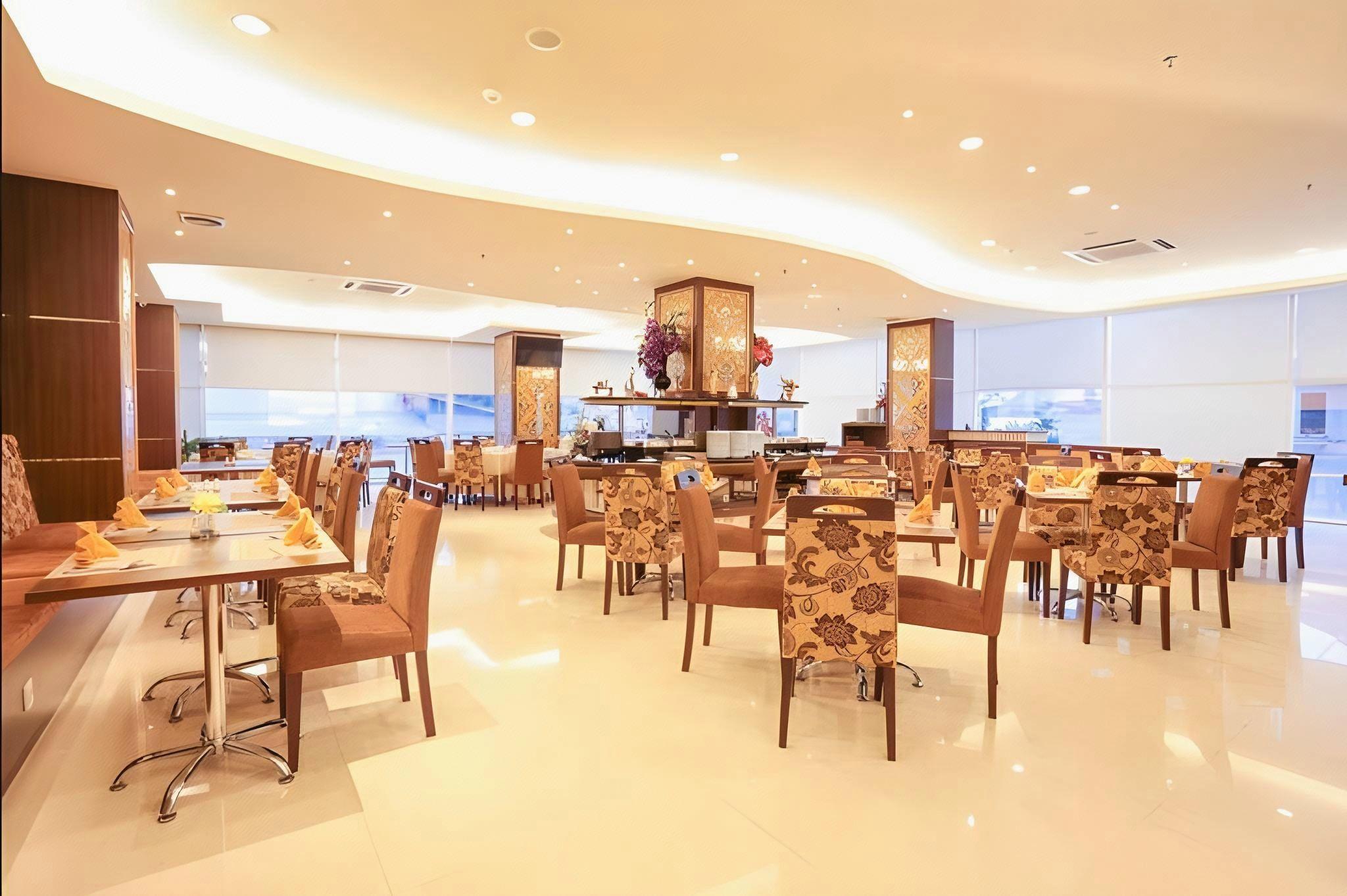 HOTEL REMCY PANAKKUKANG MAKASSAR 45/58