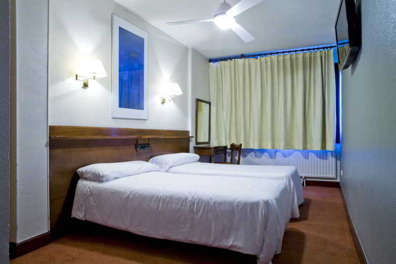 Standard, Double Bed