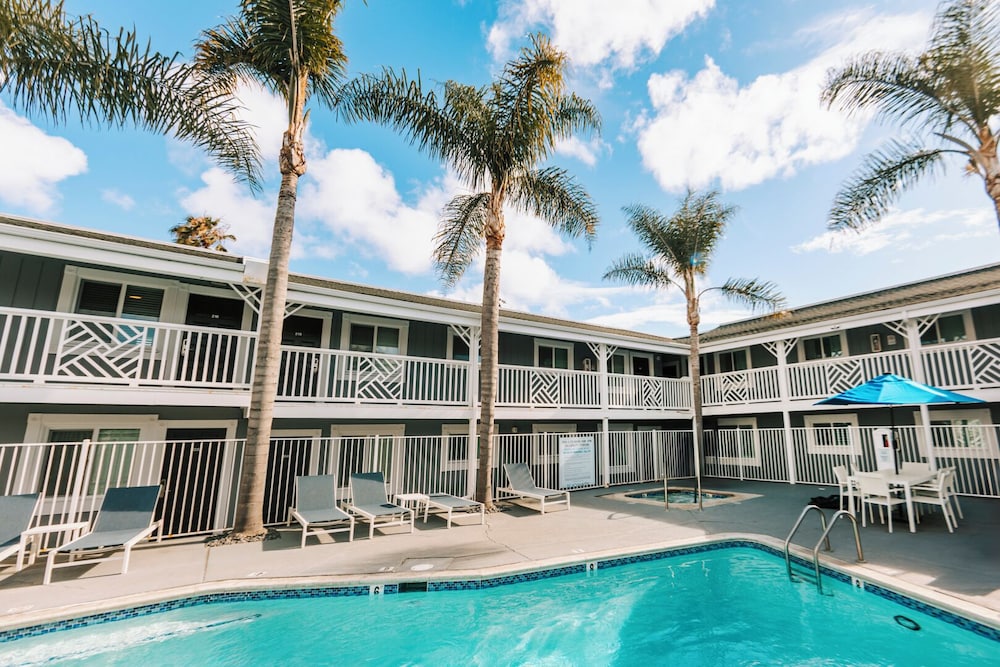 Beach Haven Inn Pacific Beach 62/64