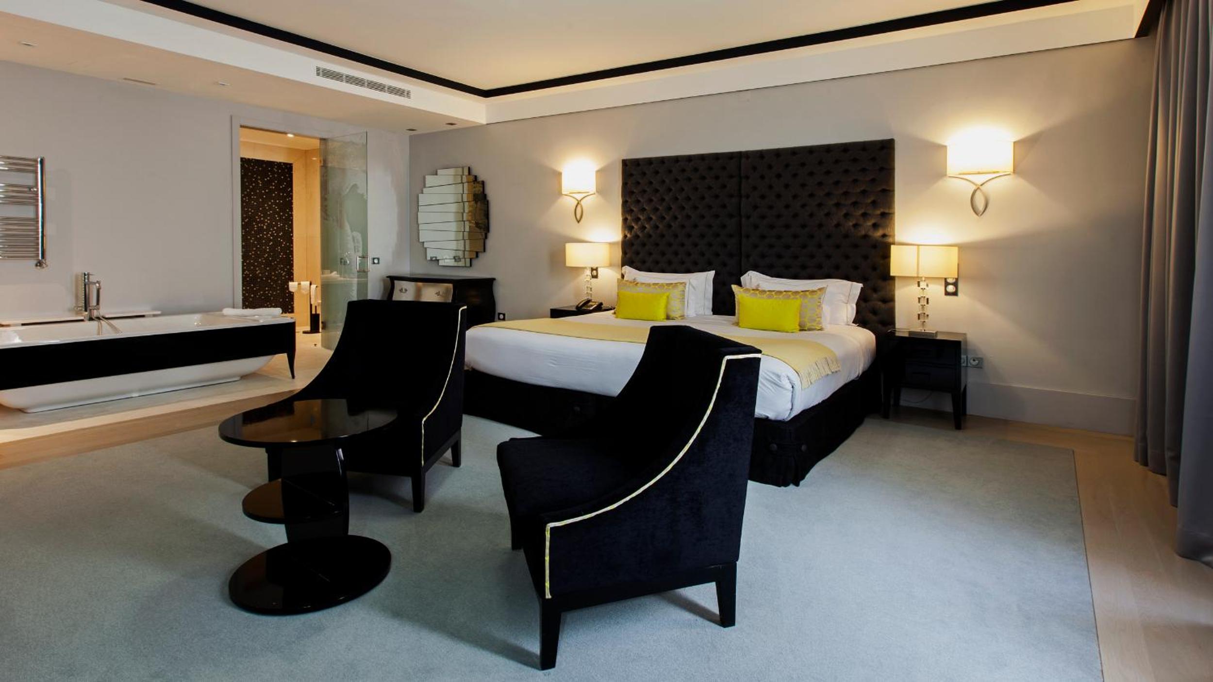 Junior Suite, Twin Beds