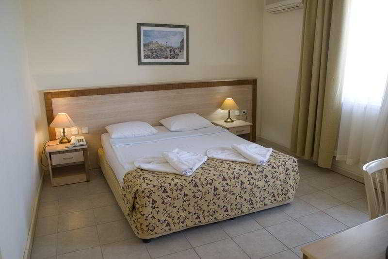 Aska Bayview Resort Hotel 7/32